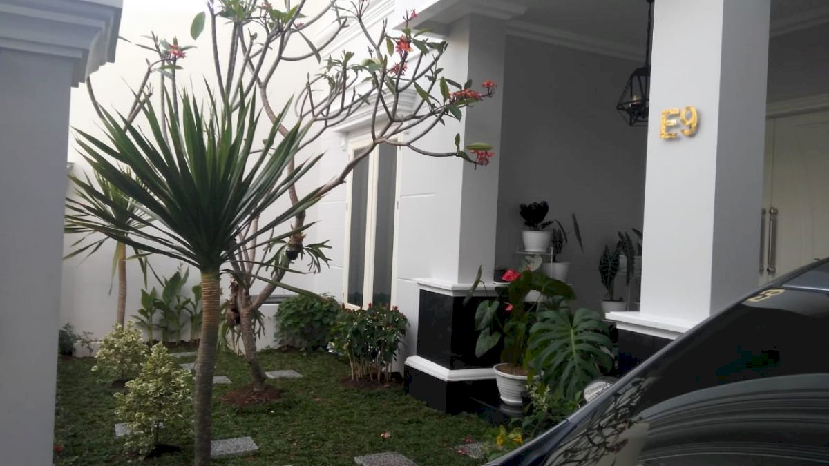 Rumah Baru siap huni lokasi strategis lingkungan Nyaman di pulomas