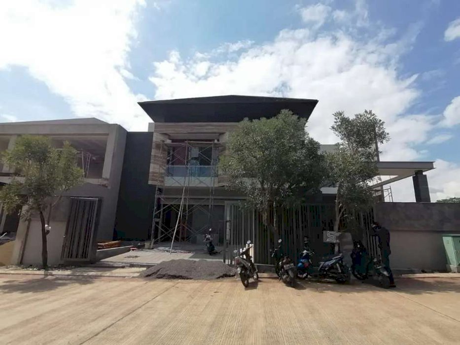 *New Luxury House* *@ Setraduta Residence*