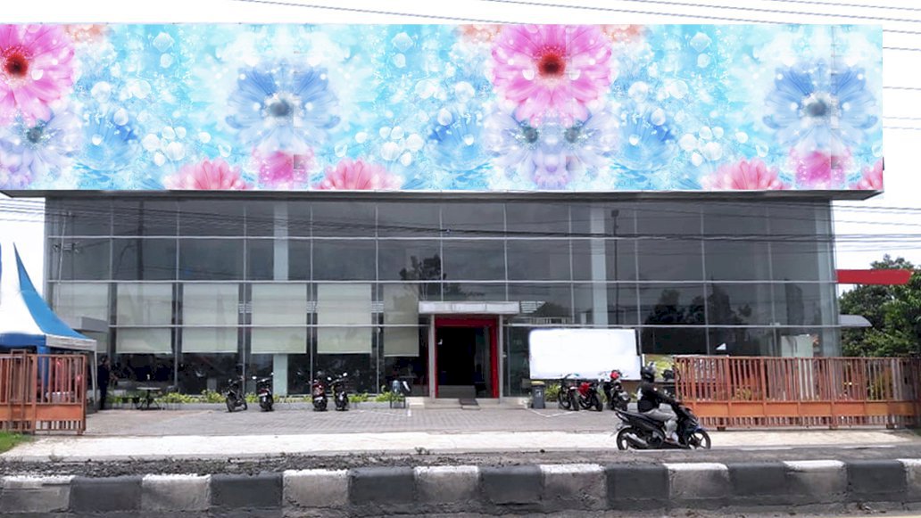 Toko siap Pakai di area Tegal jalan raya utama