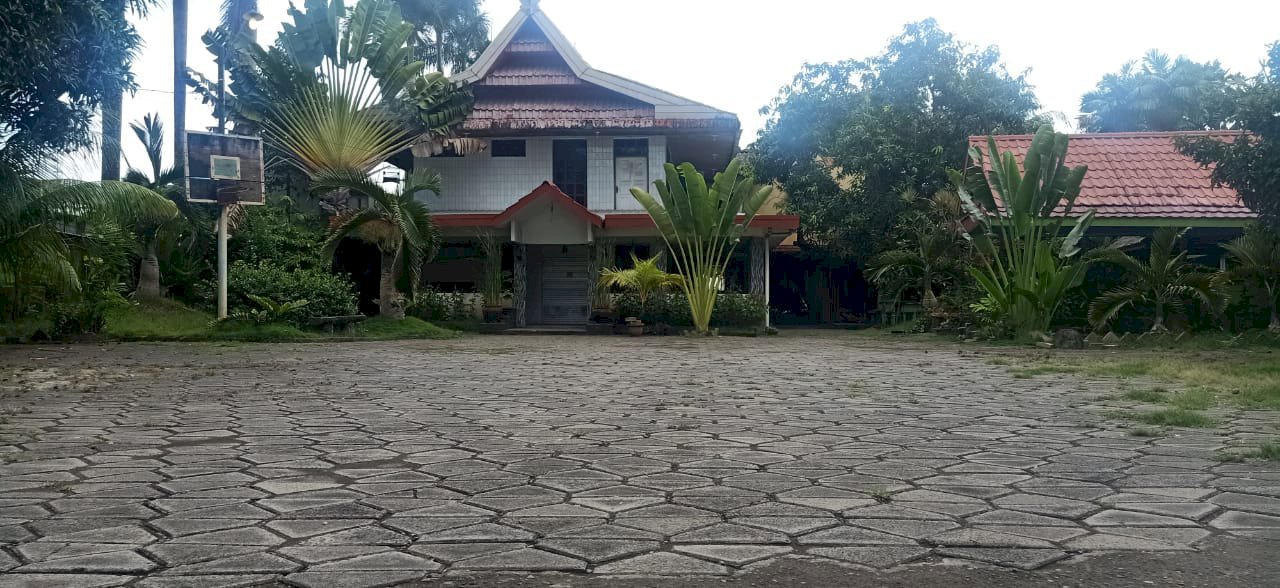 Dijual Rumah dg Tanah Luas Jl Poros Sultan Alauddin Rappocini Makassar