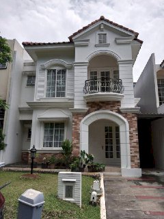 rumah 2lantai siap huni dlm cluster super strategis bonus furnish