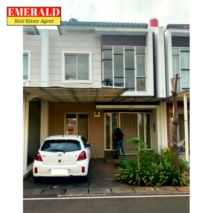 DISEWAKAN RUMAH CLUSTER AMERIKA GREEN LAKE CITY