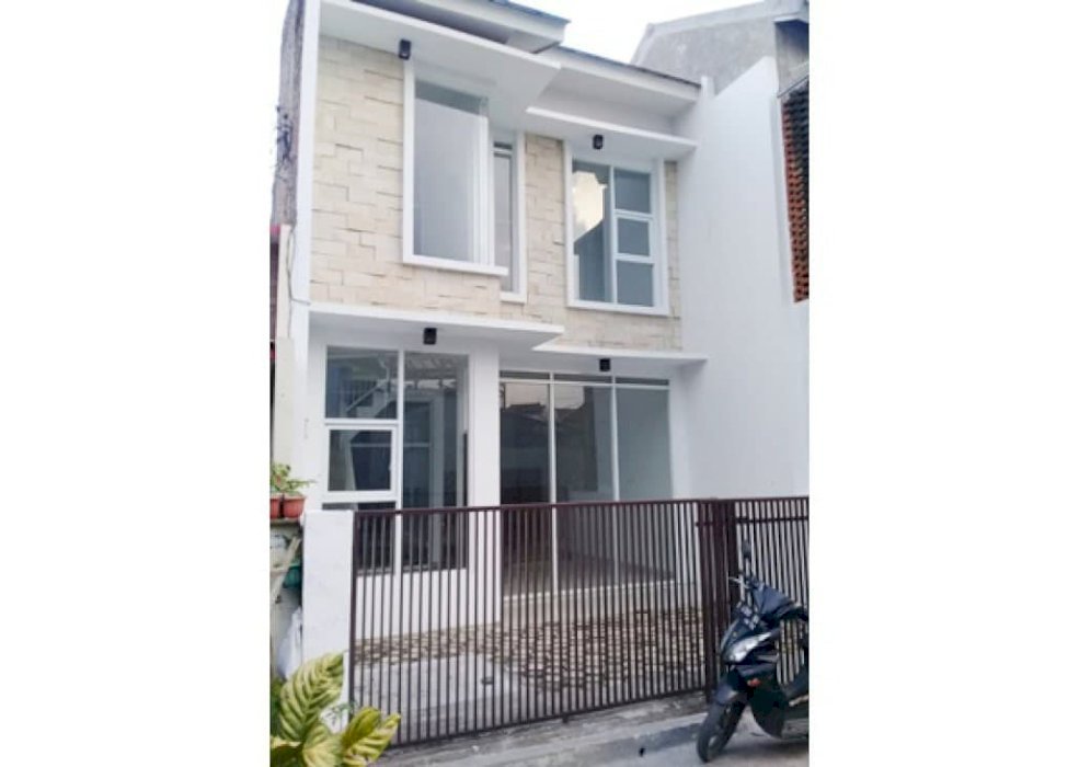 Rumah 2Lantai Siap Huni Di Bandung Selatan