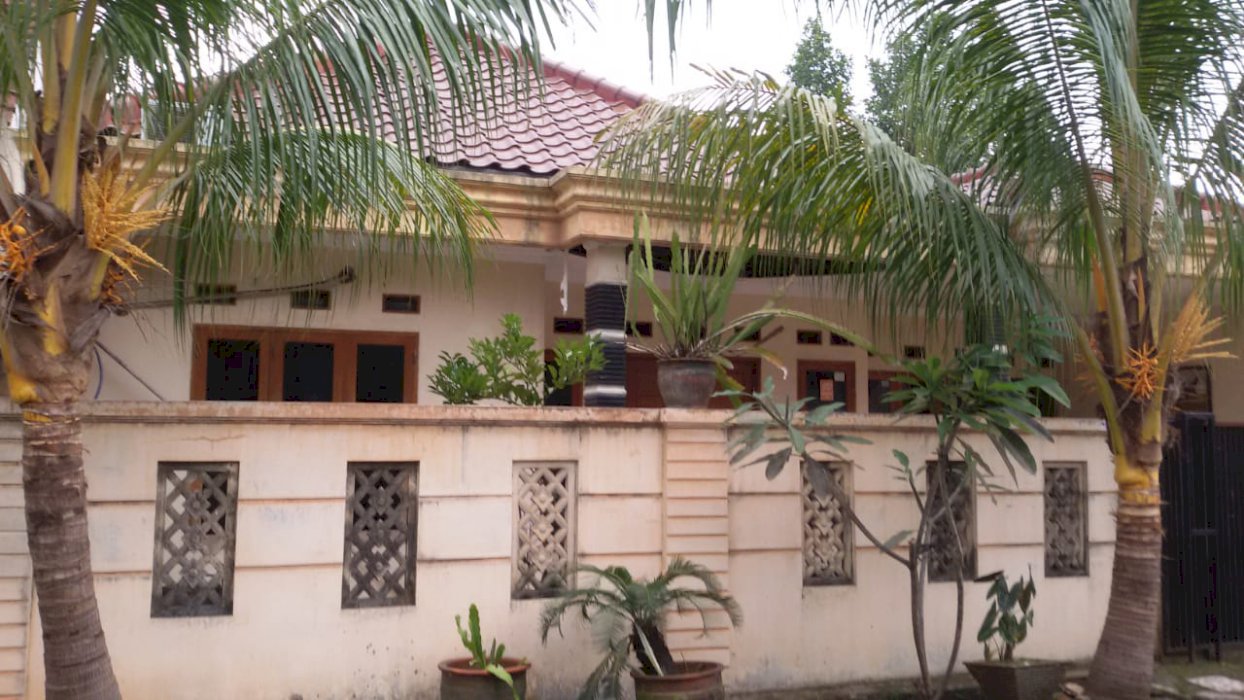 Rumah dekat Tol Desari LT 150 m2