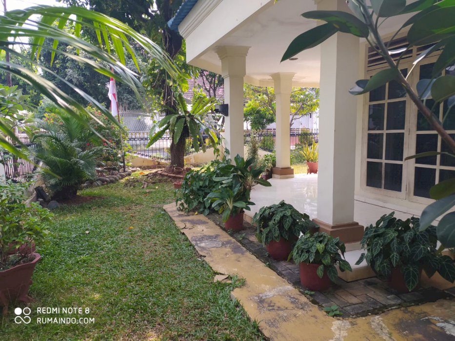 Dijual Murah Rumah Bagus di Perumahan Mega Cinere Depok