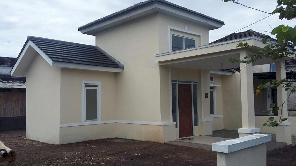 Dijual Rumah Posisi Hoek,  Murah & Asri di Citra Indah Jonggol sudah full Renov