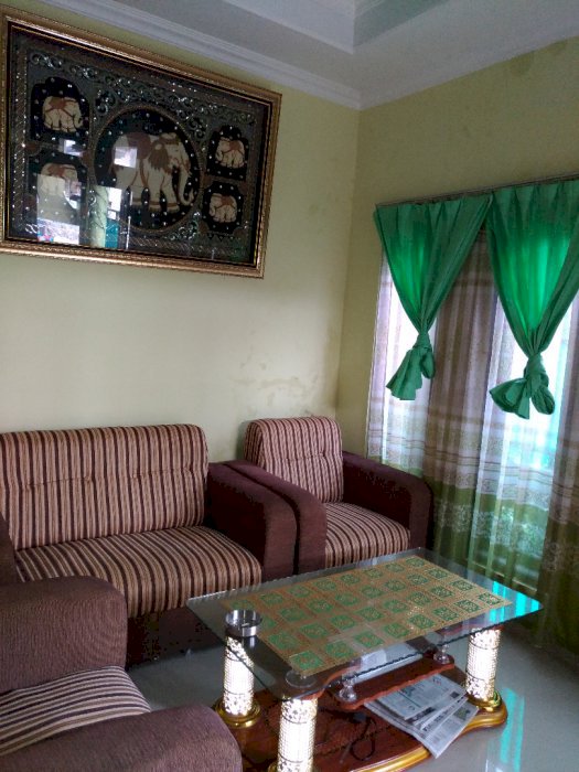 DIJUAL RUMAH TINGGAL DEKAT BANDARA ADI SOEMARMO - SOLO