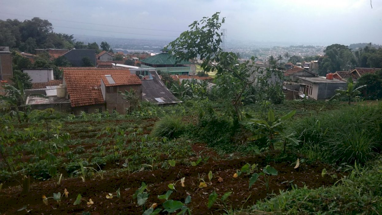 Tanah Di Komplek Karang Arum, Ujungberung