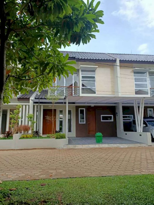Rumah baru siap huni modern minimalis dijual di area jagakarsa