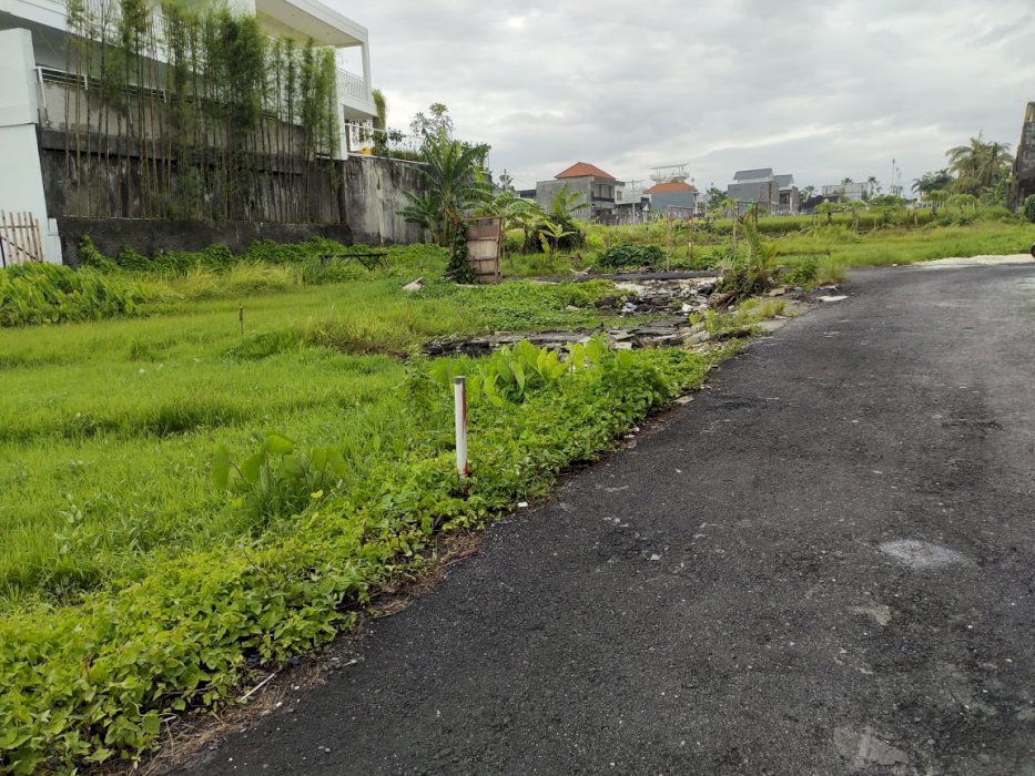 Tanah 3 are di area Berawa, Canggu