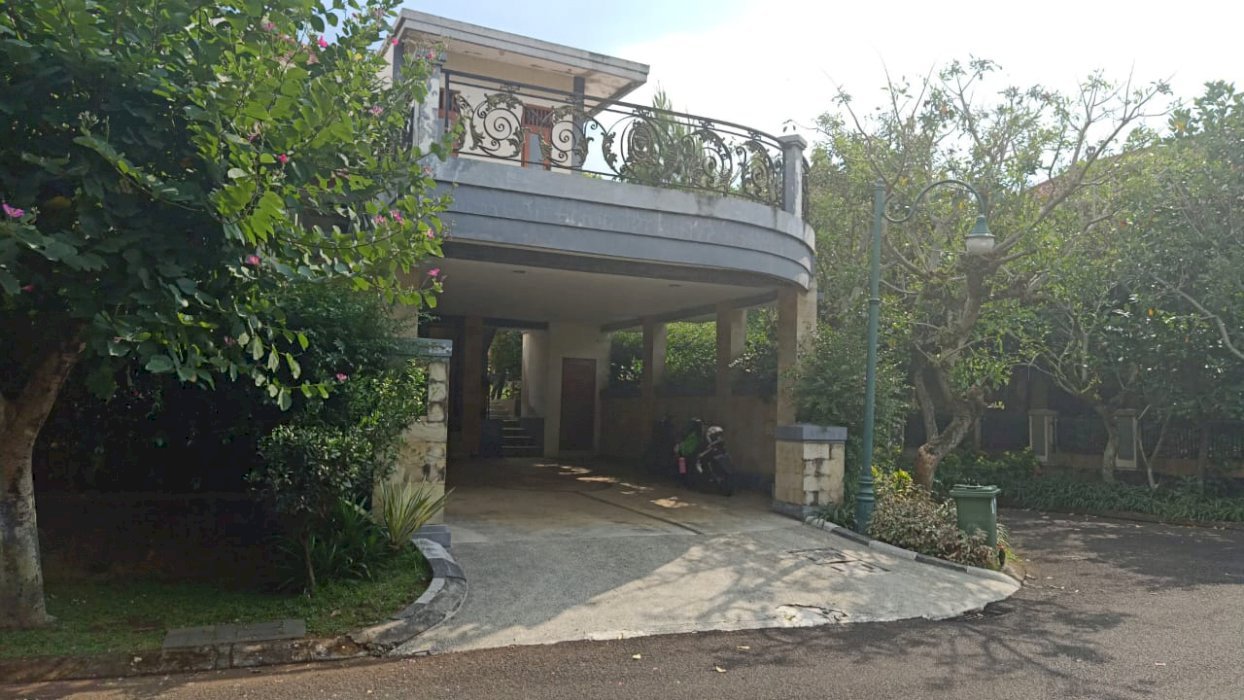 Rumah mewah harga ekonomis kawasan Exspatriat Rancanaya Golf Estate Bogor