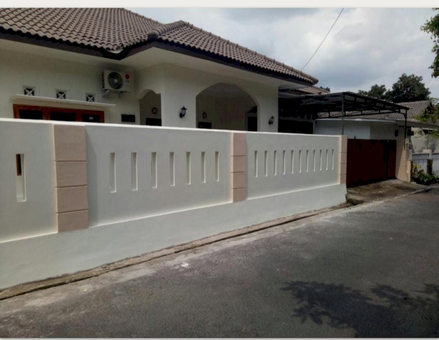 Dijual Rumah Lux Strategis Dkt Hartono Mall fi Condongcatur Sleman