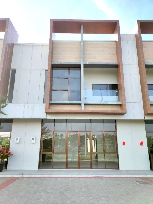 The Savoy Jakarta Garden City. Rumah Usaha 2 Lantai di Jakarta