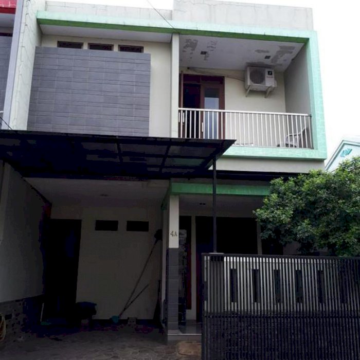 Harus Laku - Rumah 2  Lantai Naman Regency