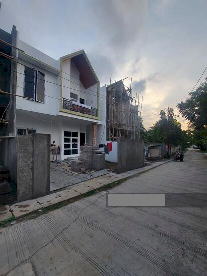 Rumah Mewah berkonsep tropicak clasic area premium di Jagakarsa Jaksel