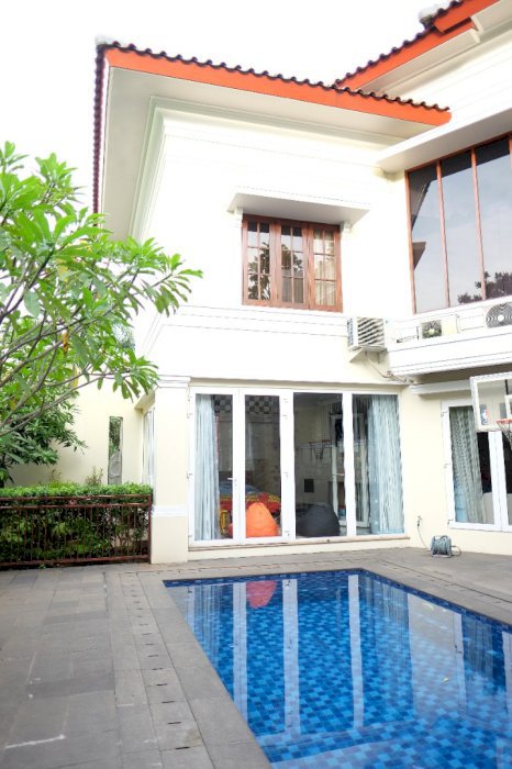 Rumah Mewah Cantik dan Asri, Lebak Bulus, Jakarta Selatan