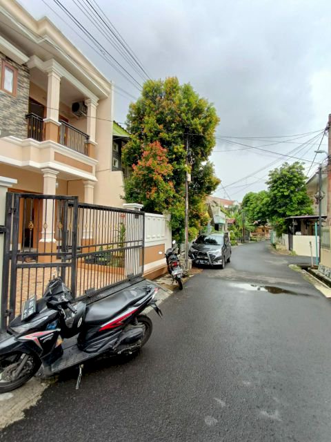 Rumah siap huni bebas banjir di Pondok Kelapa,Duren Sawit,Jakarta Timur