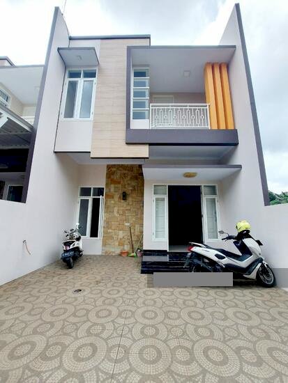 Rumah 2 Lantai dkt Ragunan di Gandaria Jagakarsa Jaksel