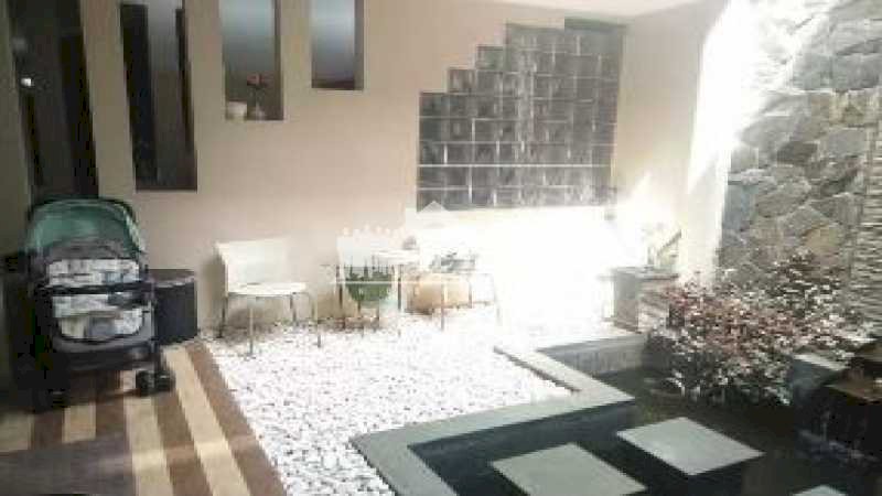 TURUN LAGI !!! BURUAN MILIKI RUMAH KELUARGA DI KAWASAN ANTAPANI, BANDUNG