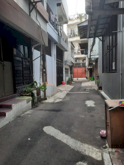 Rumah uk 4,5 x 15 m2 di glodok kota, jakarta barat murah