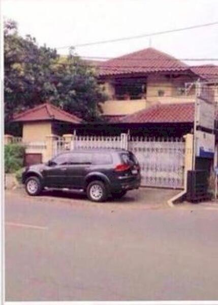 Jual rumah murah Pakubuwono Lokasi strategis