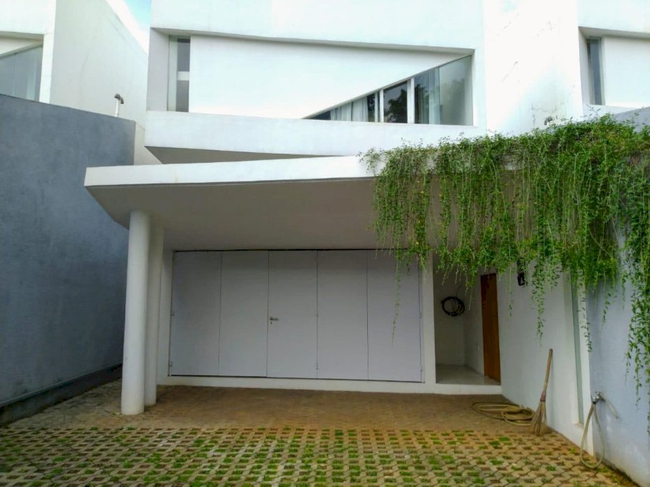 Rumah baru dalam townhouse