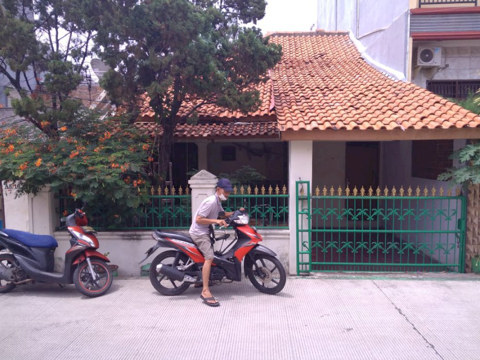 Rumah tua uk 7x15 m2 di sunter , jakarta utara murah