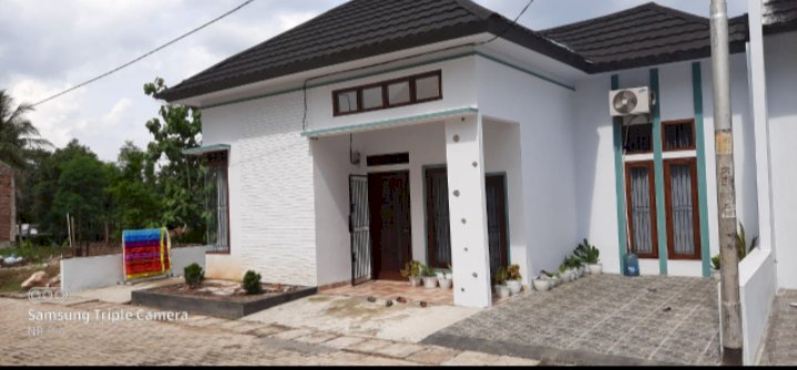 Rumah mewah lingkungan Asri,didalam kota serasa dipedesaan