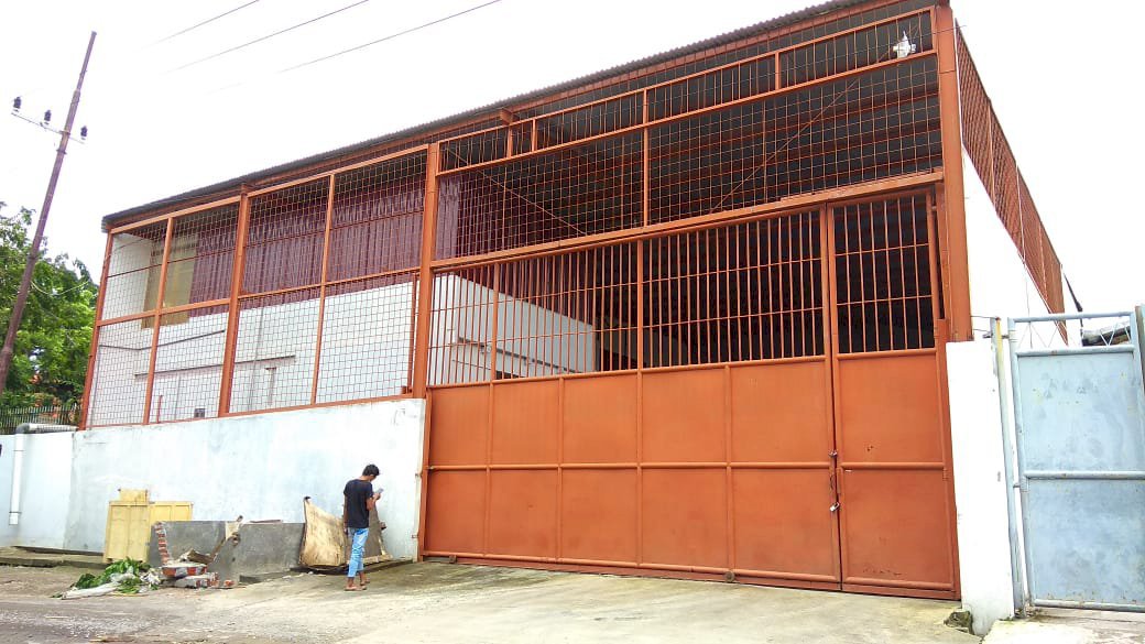 Gudang Siap Pakai Margomulyo Permai Surabaya