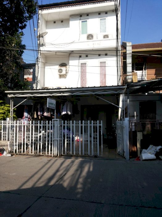 Rumah Kost Lt 6 X 20 M2 Di Sberang Mall Kelapa Gading Jakarta Utara murah
