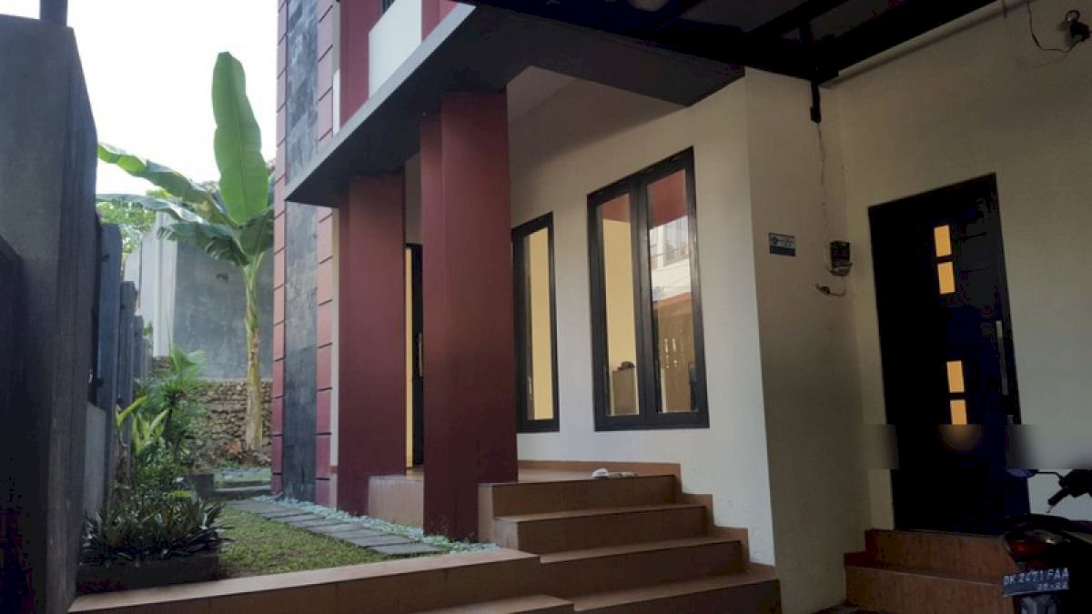 Rumah Tingkat siap huni di,