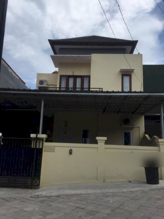 Rumah tingkat di Perum Taman Graha II,