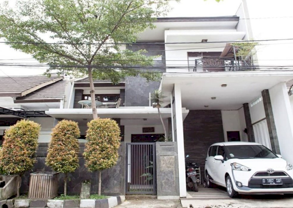 Rumah Cantik Siap Huni di Pesona Bali Residence Bojongsoang,Bandung