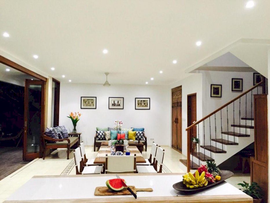 Dijual Tanah + villa lantai 2 lokasi canggu dekat echo beach