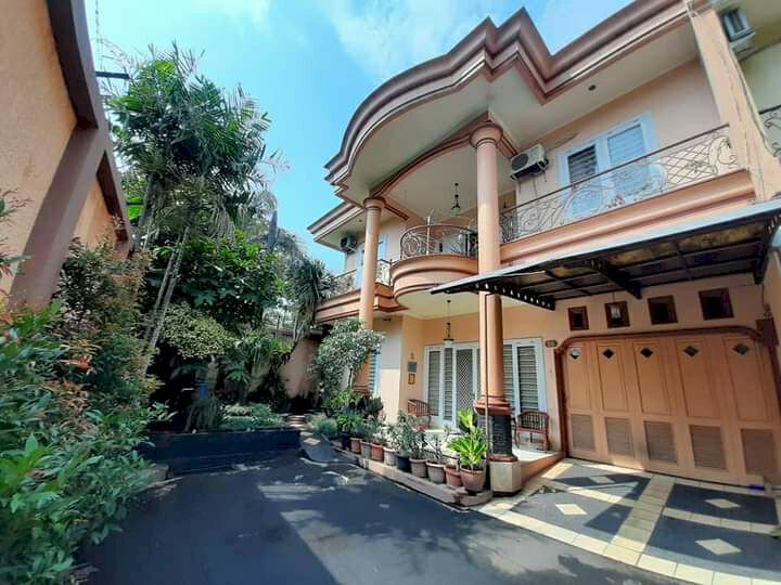 Dijual Rumah single nyaman asri dan lokasi strategi di pondok bambu