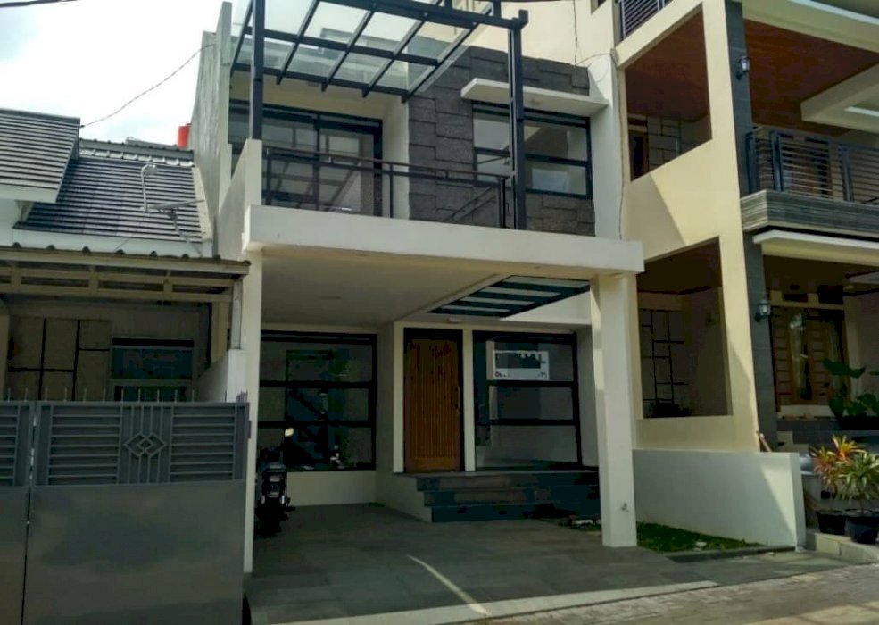 Rumah Baru Mewah Siap Huni Di Padasuka Park,Kota Bandung Dekt Cicaheum