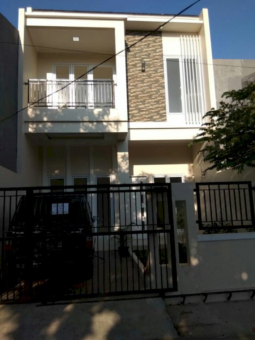 dijual Rumah baru 2 lantai di Duren sawit