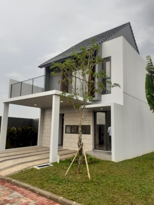 Cluster mewah 2.5 lantai fasilitas lengkap hanya 5 menit ke Toll Cakung Timur
