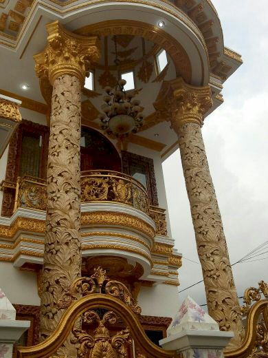 Rumah Mewah nan Menawan