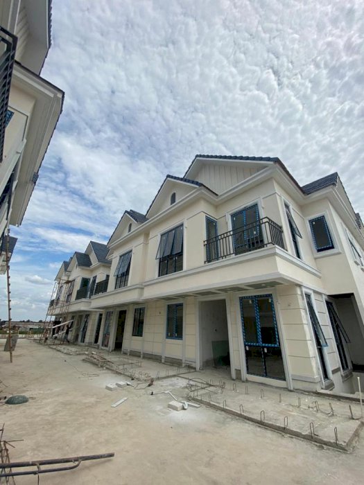 Dijual Cepat Rumah Lavon 2 tipe G Montana di Cikupa Tangerang