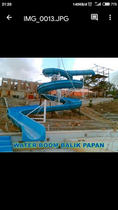 RUMAH MEWAH PINGGIR JALAN 200JTN