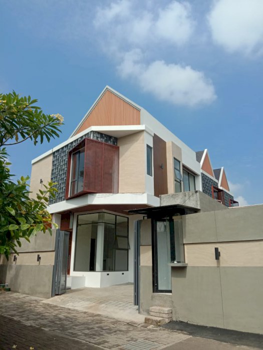 Townhouse baru dekat Pejaten
