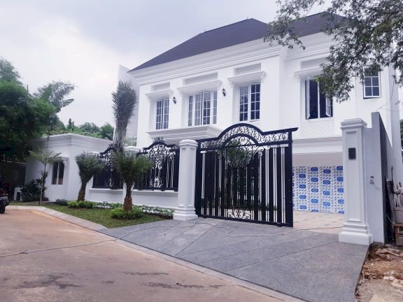 dijual rumah Baru cantik asri nyaman siap huni di pondok indah Jakarta