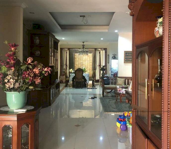 Rumah Jual murah harga NJOP di Pondok Indah Jl Gedung Pinang