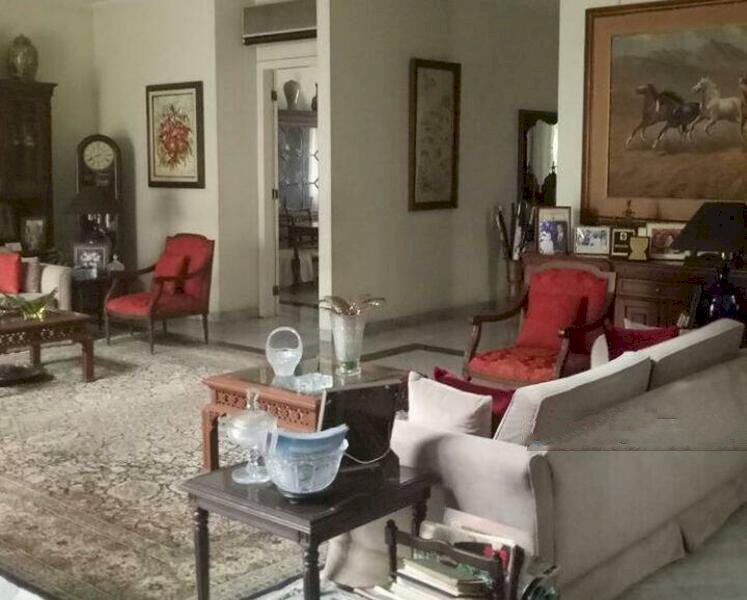 Jual rumah Hanglekiu Kebayoran baru Jakarta selatan