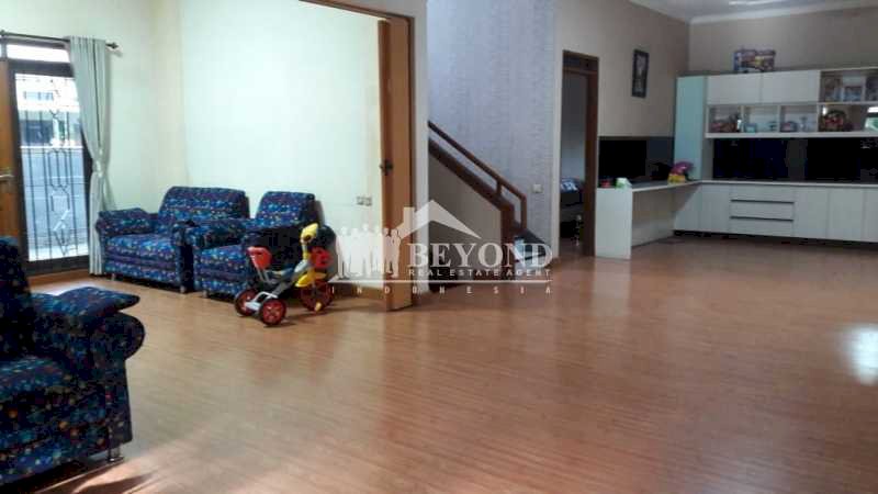 CEK DULU SIAPA TAU DEAL ! RUMAH TERBAIK KELUARGA DI MEKARWANGI,BANDUNG