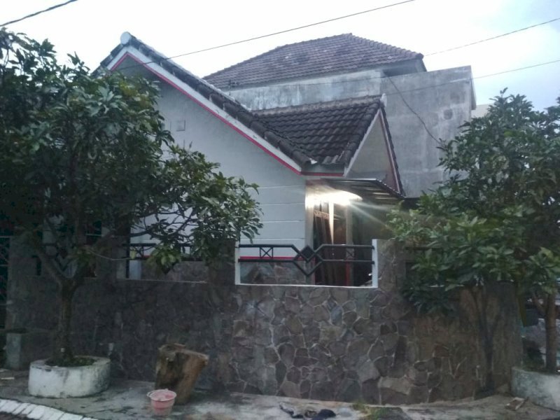Rumah Disewakan di Perumahan Griya Shanta Executive Malang