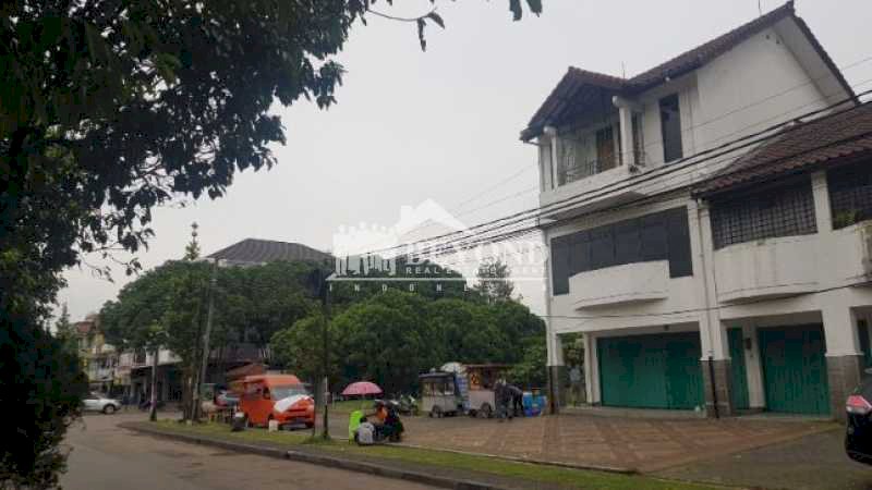 PELUANG EMAS PUNYA RUKO 3 LANTAI DI KAWASAN ELIT BATUNUNGGAL,BANDUNG