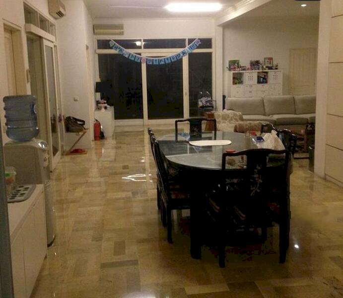 Jual rumah Pondok Indah Jl. Niaga Hijau siap huni