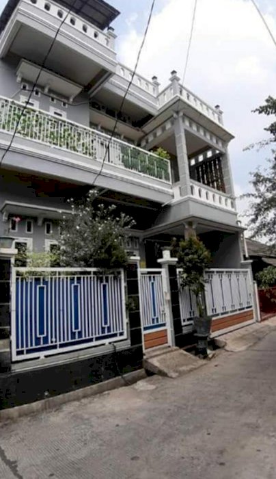 Rumah Modern Minimalis 2 Lantai